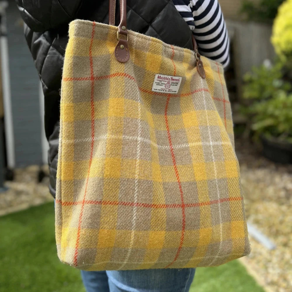 Tote Bag in Yellow Check Harris Tweed®