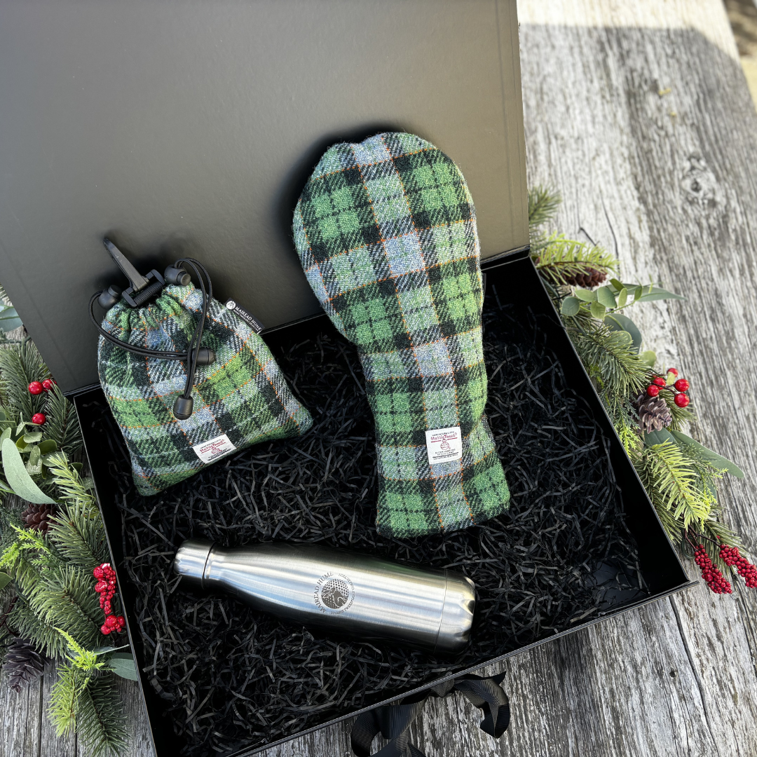 Xmas Gift Box - Eagle - Green Check Tweed