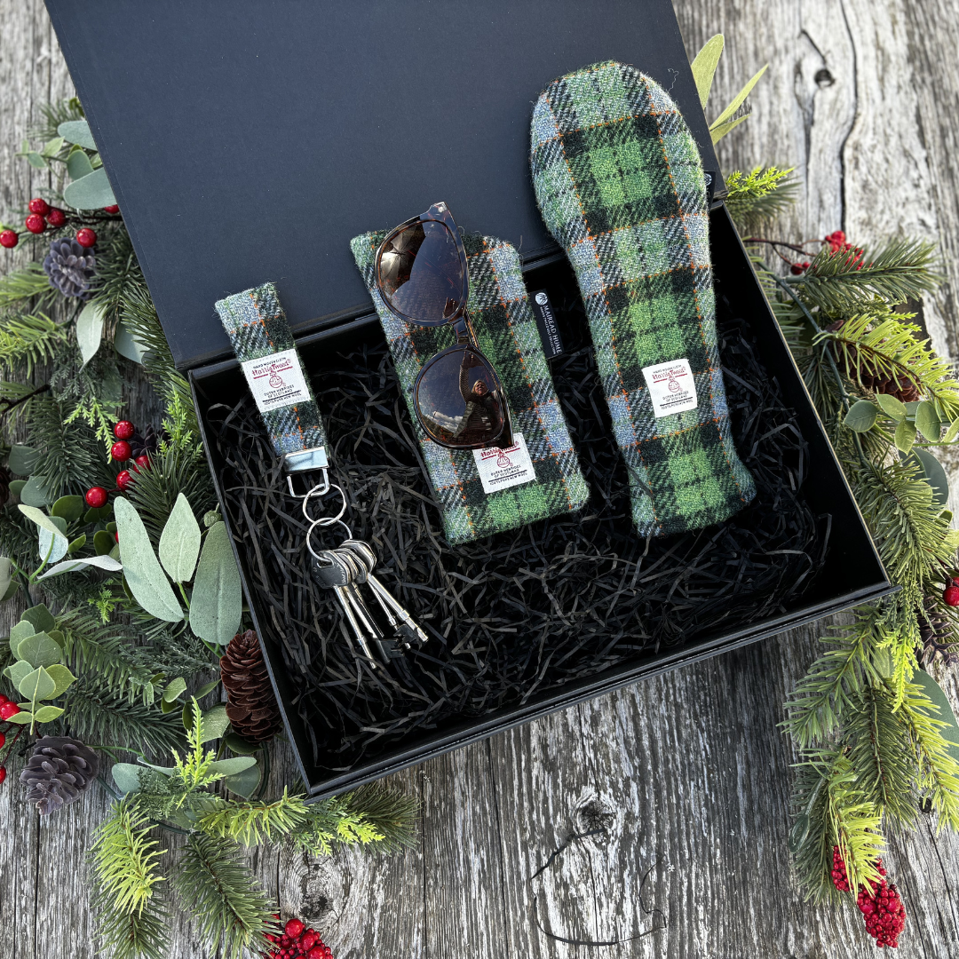 Green Check Birdie Gift Box