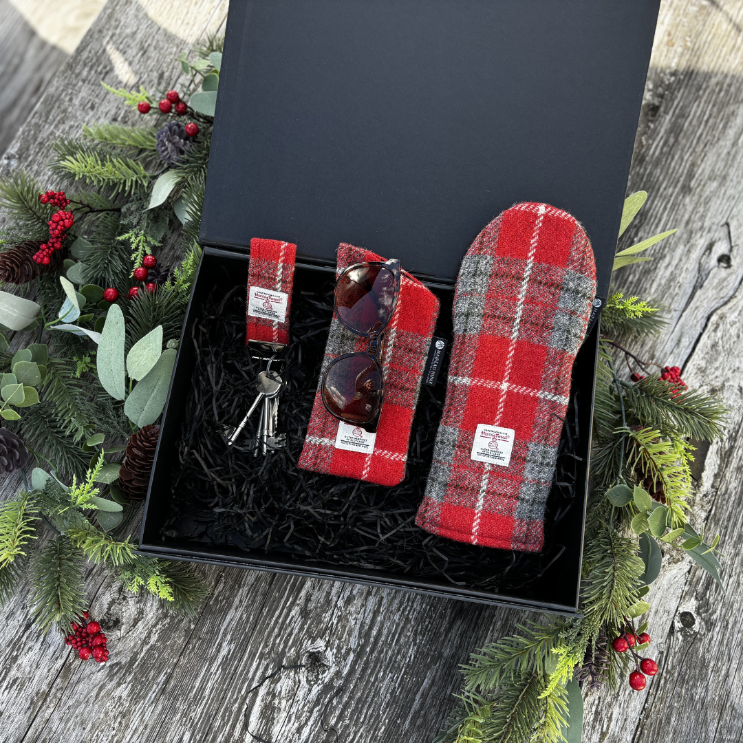 Red Check Birdie Gift Box